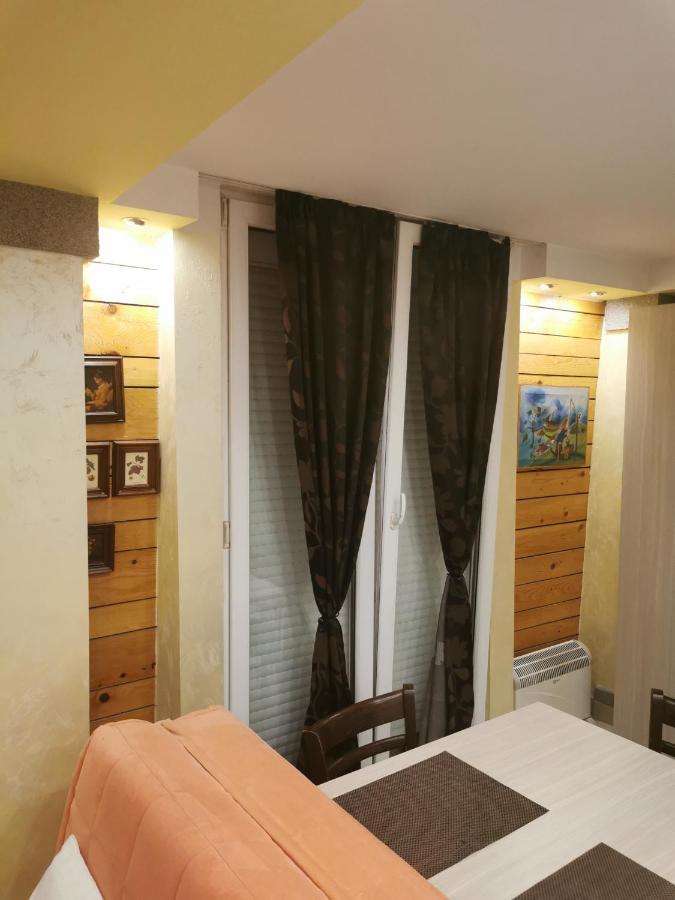 Apartamento Agape Downtown Belgrado Exterior foto