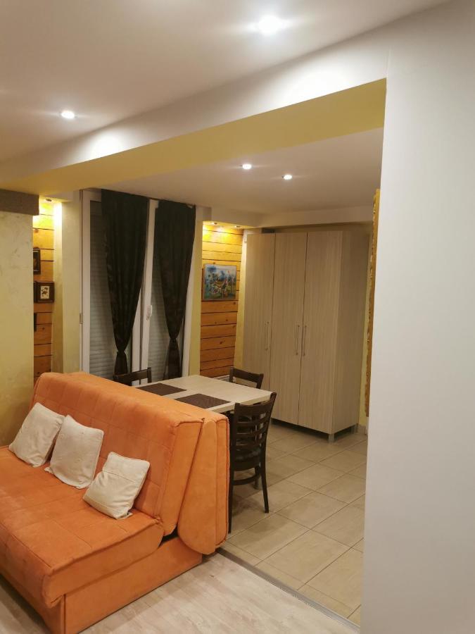 Apartamento Agape Downtown Belgrado Exterior foto